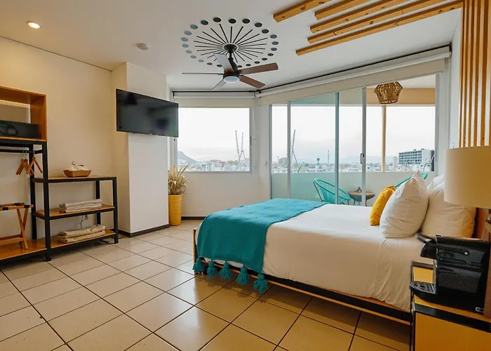 Mayan Monkey Cabos - Social (adults Only) Guest house